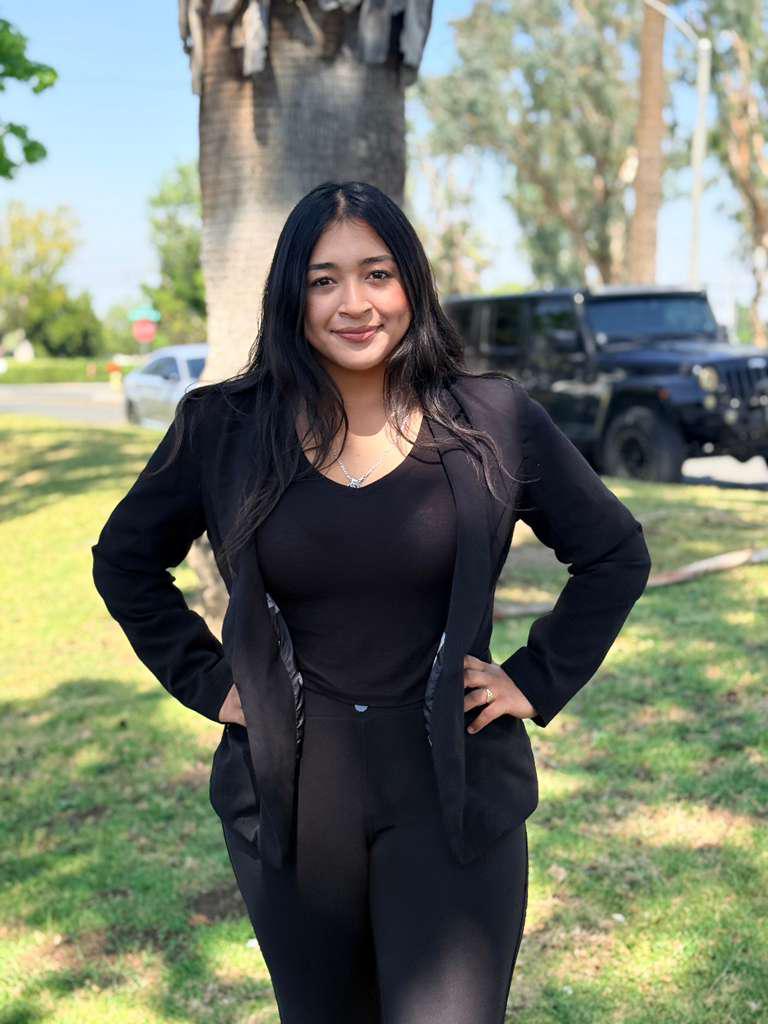 Dannika Dona - Junior Trainer